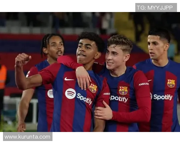 足球天才球星Pearl崭露头角引领未来足坛潮流并助力球队荣誉再攀新高