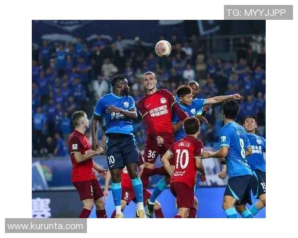 二十号足球球星巅峰表现回顾与荣耀时刻全面解读 二十号足球球星巅峰表现回顾与荣耀时刻全面解读